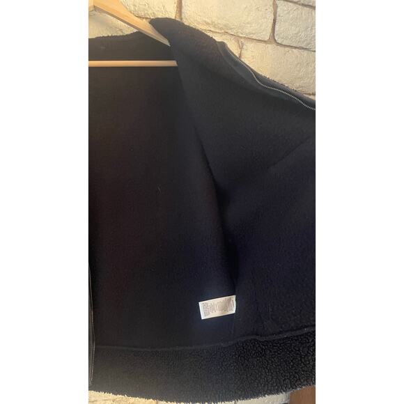 Women's Black Fleece Zipper Jacket - Picture 5 of 6